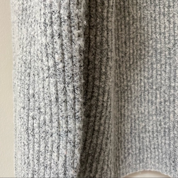 CALVIN KLEIN | Basic Chunky Sweater - Picture 12 of 13